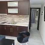 Luxrooms شقة Ofrínion