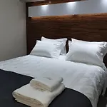 Luxrooms شقة
