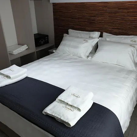 公寓 Luxrooms