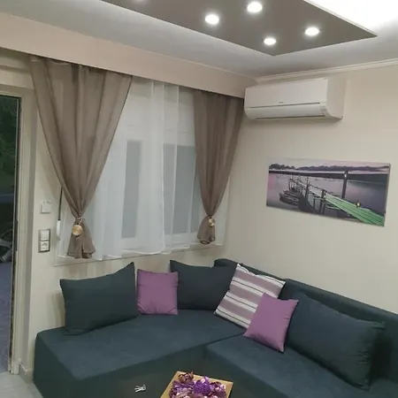 Apartment Luxrooms Ofrinion