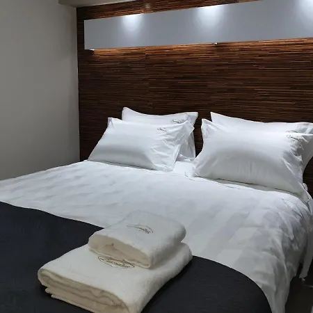 Luxrooms 公寓