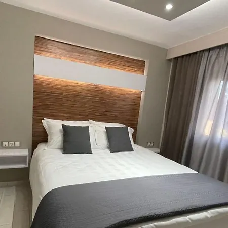 Luxrooms 아파트 Ofrínion