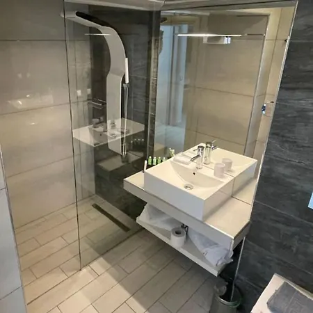Luxrooms