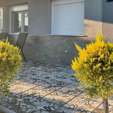 Luxrooms