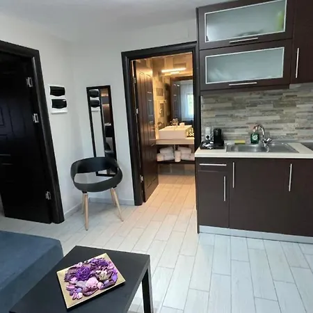 Luxrooms * Ofrínion