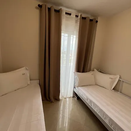 Luxrooms * Ofrínion