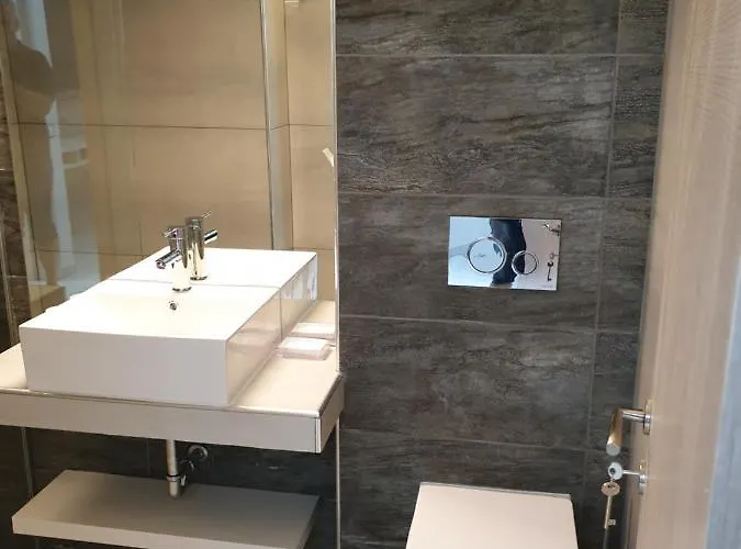 Luxrooms * Ofrínion
